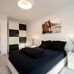 Luxury Westpark 2 Residence With Lake View