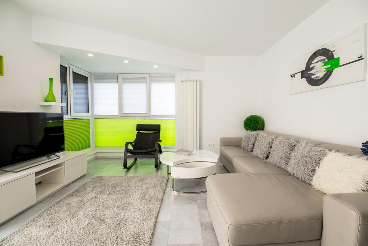 Apartament Luxury Westpark 2 With View Bucureşti